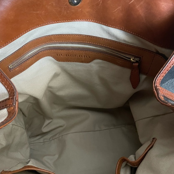 Burberry Orton mega check tote bag - Picture 8 of 17